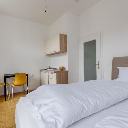 Jt'S Apartments Spanelska Str. Прага Екстериор снимка