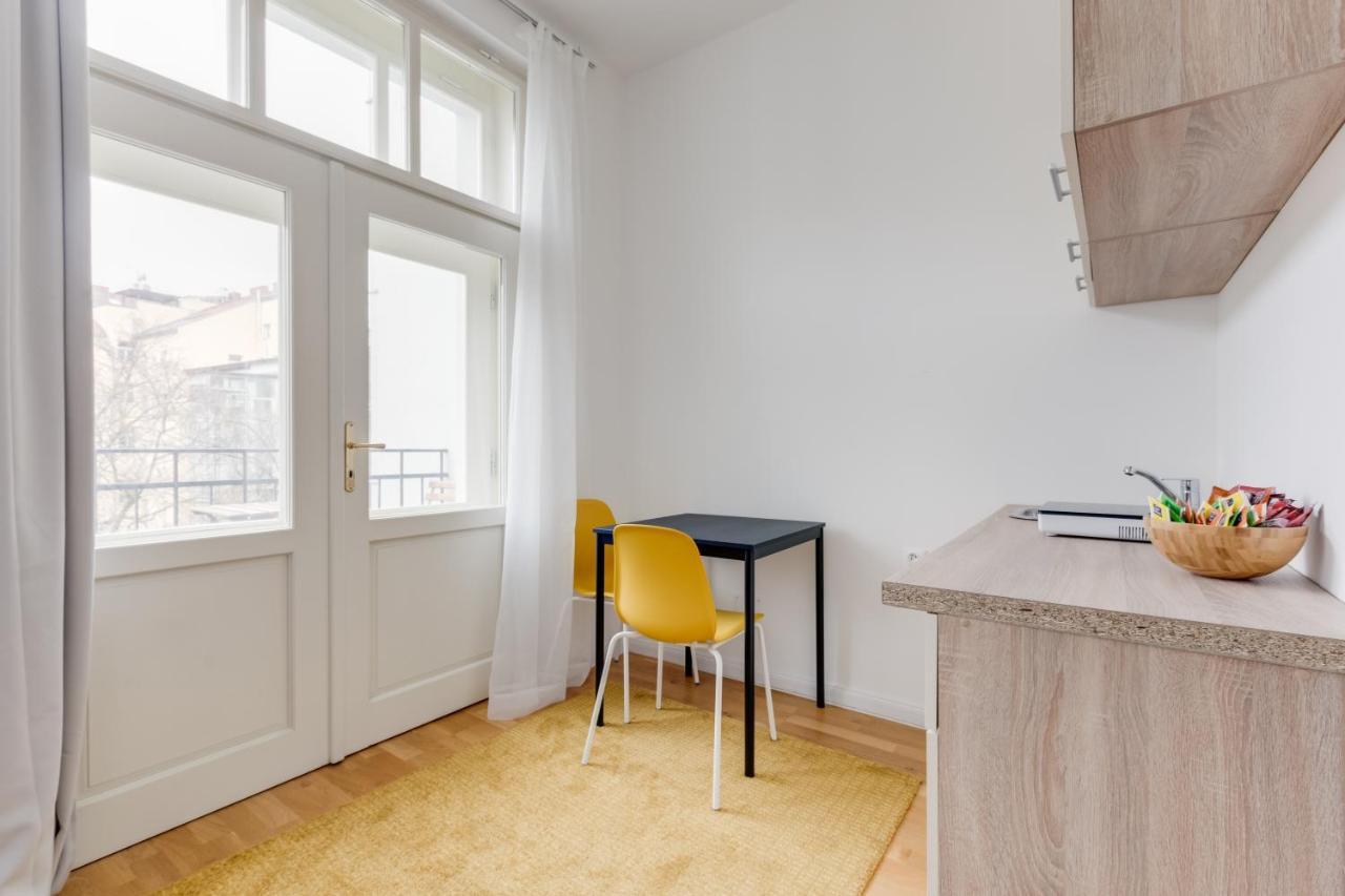 Jt'S Apartments Spanelska Str. Прага Екстериор снимка