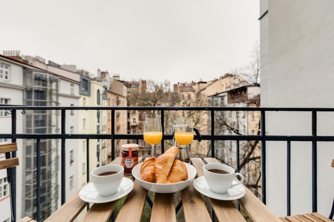 Jt'S Apartments Spanelska Str. Прага Екстериор снимка