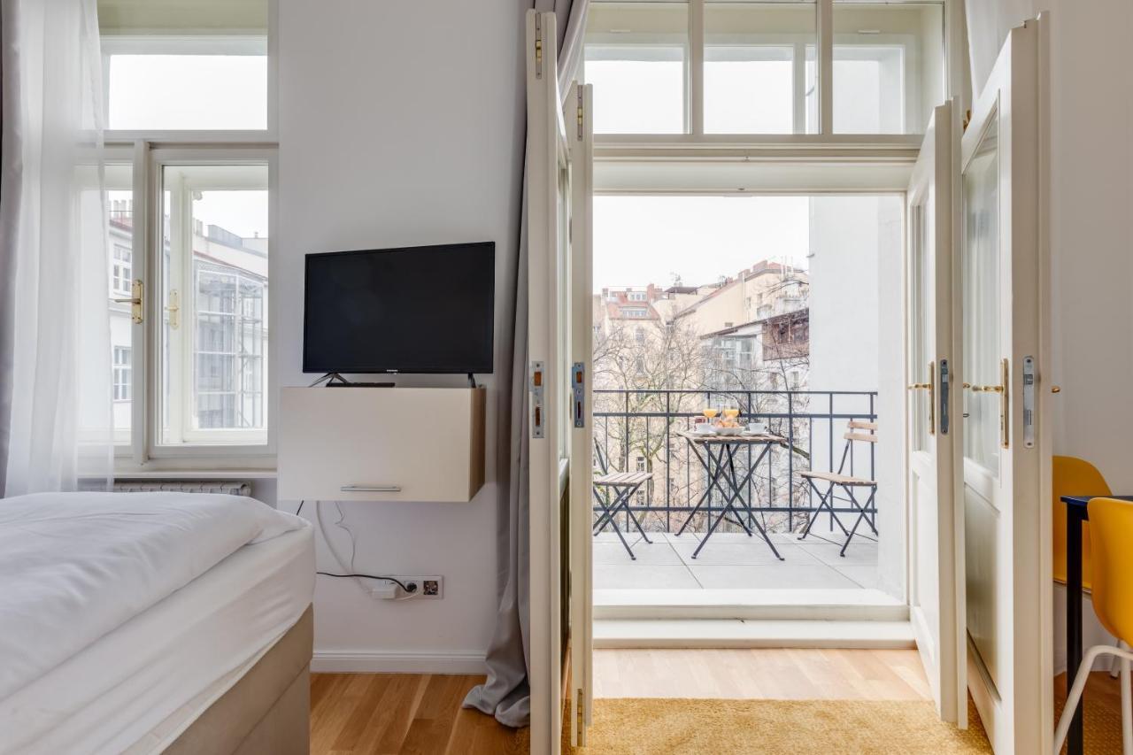 Jt'S Apartments Spanelska Str. Прага Екстериор снимка