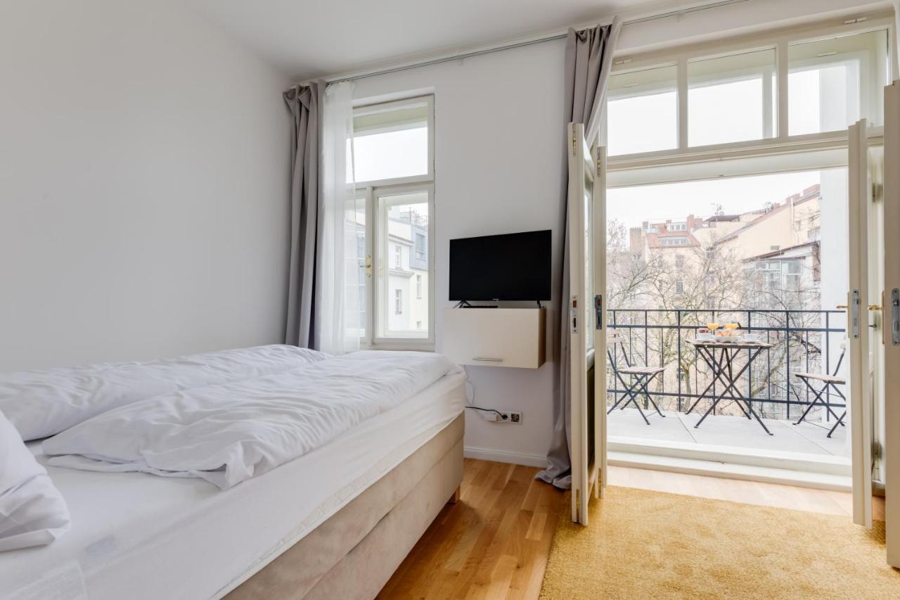 Jt'S Apartments Spanelska Str. Прага Екстериор снимка