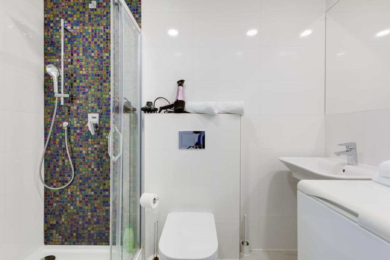 Jt'S Apartments Spanelska Str. Прага Екстериор снимка