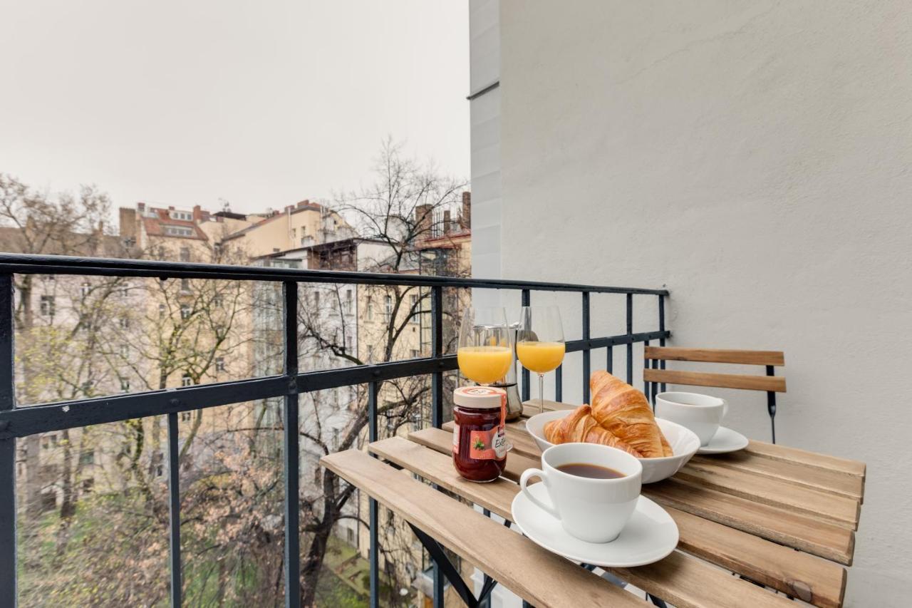 Jt'S Apartments Spanelska Str. Прага Екстериор снимка