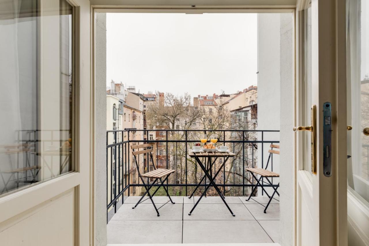 Jt'S Apartments Spanelska Str. Прага Екстериор снимка
